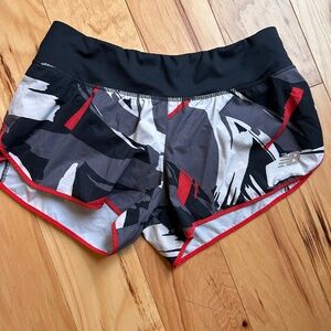 Women’s Brook’s Athletic Shorts
